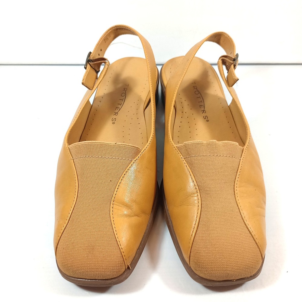 Trotters Womens Slingback Heels 7.5 N Tan Leather Block Heel Square Toe Comfort